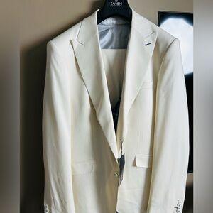 Tayion three piece suit